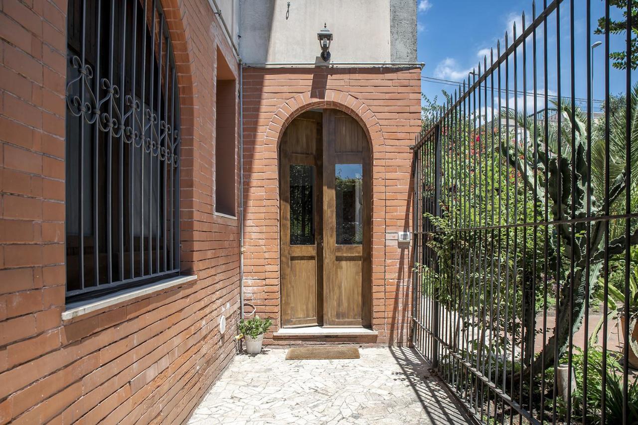 Euphorbia Apartments By Wonderful Italy CTA Exteriör bild